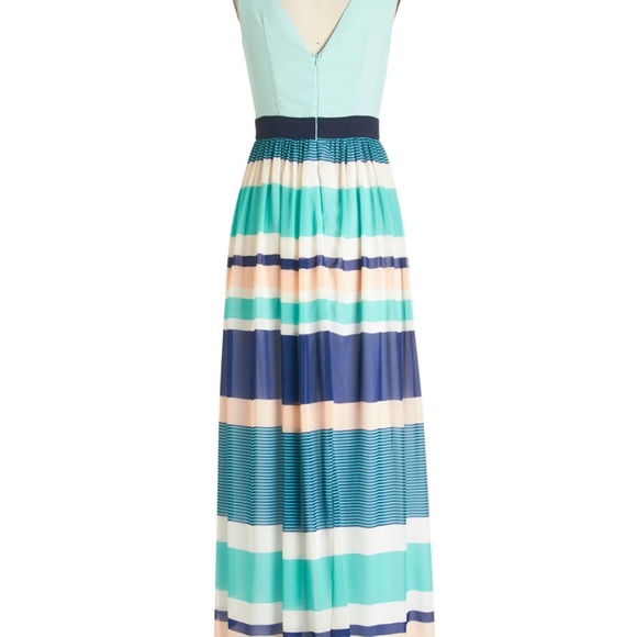Beachy Inspiration Dress (Discontinued) - Picture 3 of 7